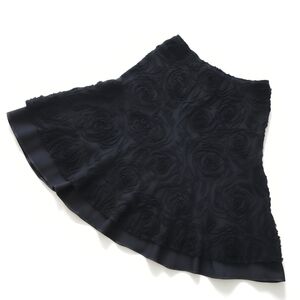 Carmen Marc Valvo S/6 Skirt 100% Silk Black Rose Floral Chiffon Satin Reverse